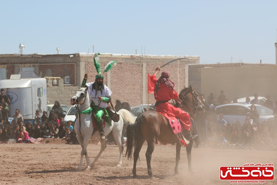 مراسم تعزیه خوانی واقعه کربلا در روستای ناصریه رفسنجان به همت  هیئت سقای دشت کربلا