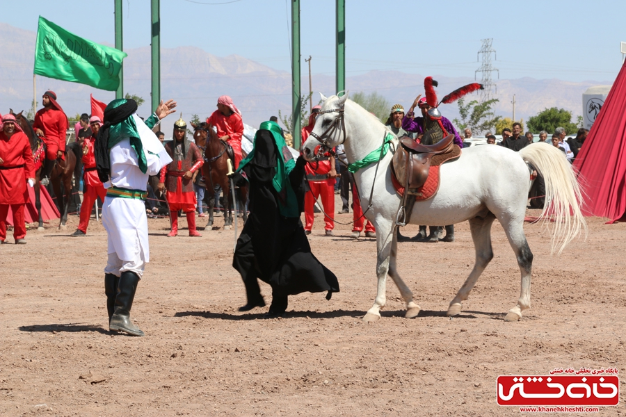 مراسم تعزیه خوانی واقعه کربلا در روستای ناصریه رفسنجان به همت  هیئت سقای دشت کربلا رفسنجان