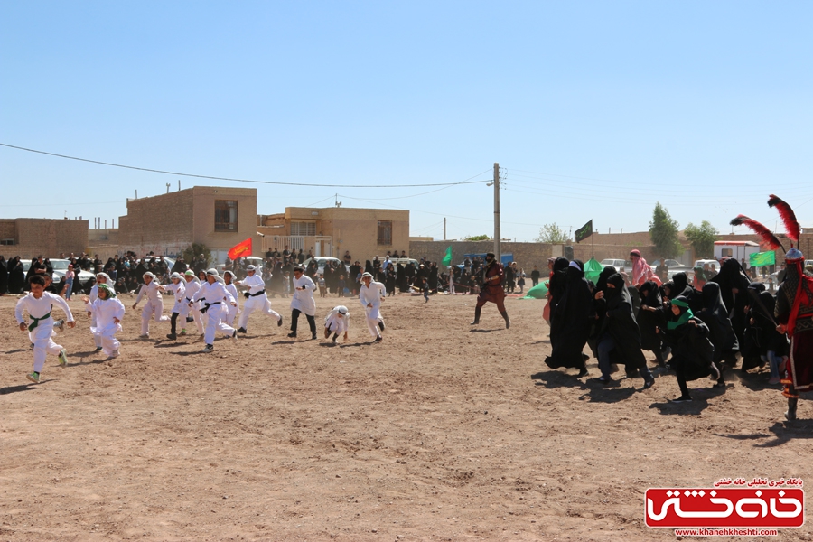 مراسم تعزیه خوانی واقعه کربلا در روستای ناصریه رفسنجان به همت  هیئت سقای دشت کربلا رفسنجان