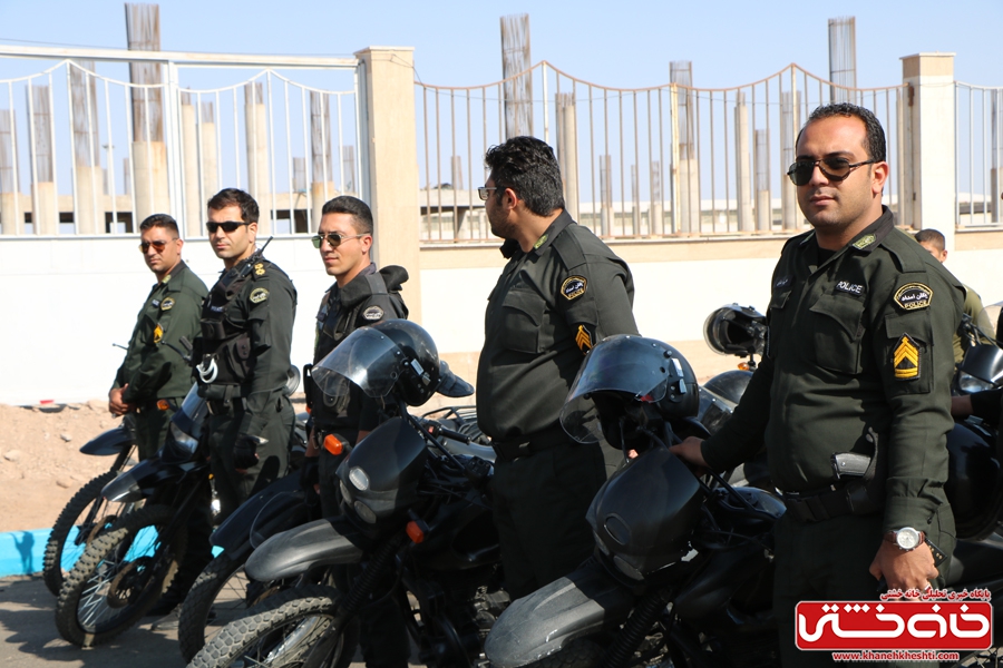 رژه موتوری با حضور یگان های موتوری فرماندهی نیروی انتظامی شهرستان رفسنجان