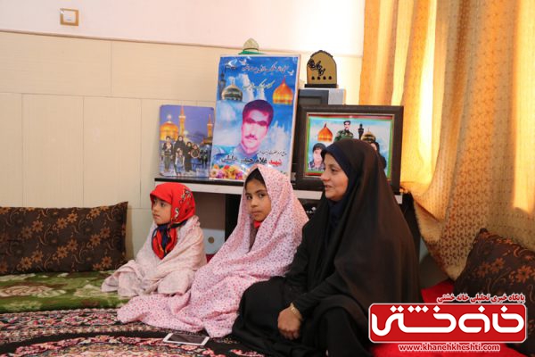 دیدار خانه خشتی با خانواده شهید غلام حیدر خلیلی