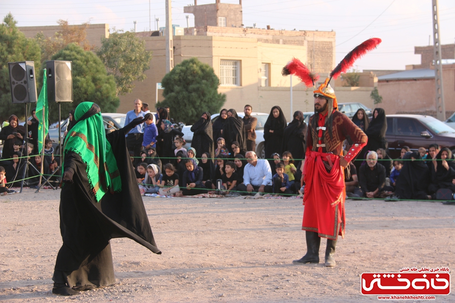 اجرای تعزیه بازار شام توسط گروه تعزیه خوانی آل طه رفسنجان در مصلی بزرگ امام خامنه ای رفسنجان