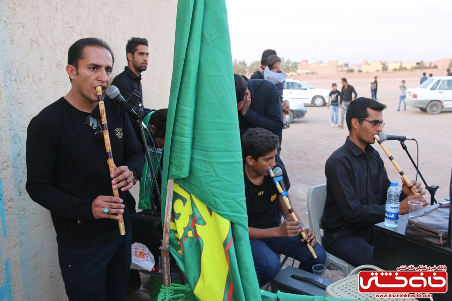 اجرای تعزیه بازار شام توسط گروه تعزیه خوانی آل طه رفسنجان در مصلی بزرگ امام خامنه ای رفسنجان