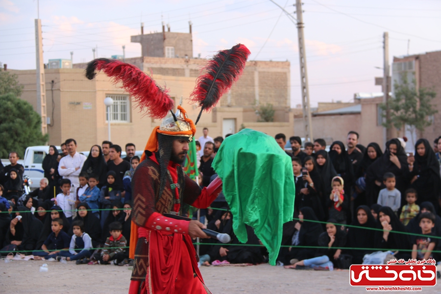 اجرای تعزیه بازار شام توسط گروه تعزیه خوانی آل طه رفسنجان در مصلی بزرگ امام خامنه ای رفسنجان