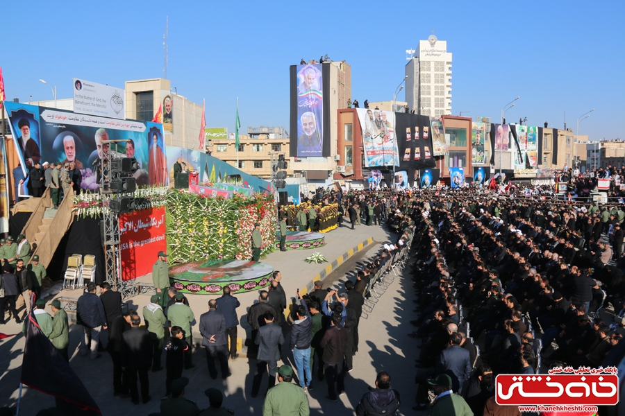 مراسم تشییع سردار شهید سپهبد حاج قاسم سلیمانی با حضور میلیونی مردم عزادار در شهر کرمان