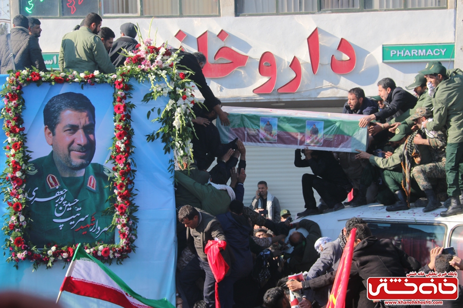 مراسم تشییع سردار شهید سپهبد حاج قاسم سلیمانی با حضور میلیونی مردم عزادار در شهر کرمان