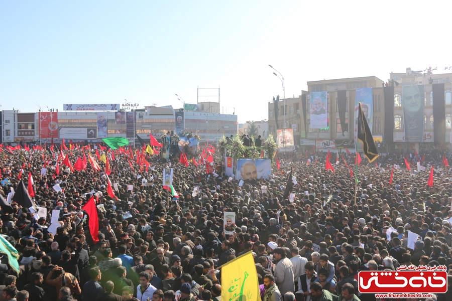 مراسم تشییع سردار شهید سپهبد حاج قاسم سلیمانی با حضور میلیونی مردم عزادار در شهر کرمان