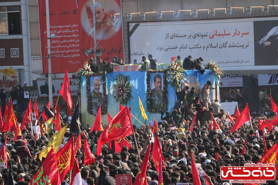 مراسم تشییع سردار شهید سپهبد حاج قاسم سلیمانی با حضور میلیونی مردم عزادار در شهر کرمان