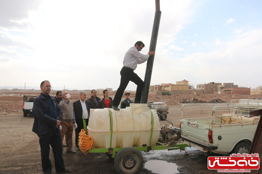  مساجد و تکیه های رفسنجان به همت  خادمین افتخاری مسجد جمکران، رضوی و خادمین شهدای شهرستان به علیه شیوع ویروس کرونا ضد عفونی شدند.