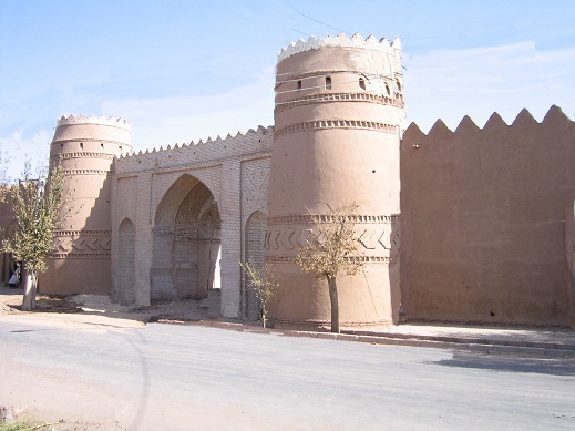 رفسنجان همچنان میزبان مسافران و گردشگران نوروزی