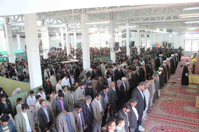 کسب رتبه برتر رفسنجان از نظر جمعیت شرکت کنندگان در اقامه نماز جمعه