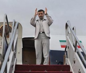 احمدی‌نژاد فردا به کرمان سفر می‌کند