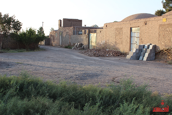 دوربین خانه خشتی در روستای احمدآباد رضوی رفسنجان