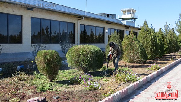 ۲۱ هکتار از فضای سبز فرودگاه رفسنجان به کاشت انواع گل تخصیص یافت