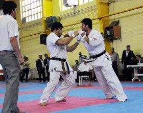 درخشش 13 کاراته کار هرمزآبادی در مسابقات قهرمانی استان