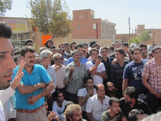تجمعات دنباله دار معترضین حضور اتباع بیگانه غیرمجاز در رفسنجان / تصاویر