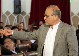 رای دهندگان به رییس جمهور سابق ایرانیان بی شرفی هستند / علت بی کاری جوانان ممنوع التصویری خاتمی است