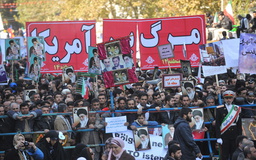 فریاد “مرگ بر آمریکا” دانش آموزان و دانشجویان در رفسنجان طنین انداز شد / تصاویر