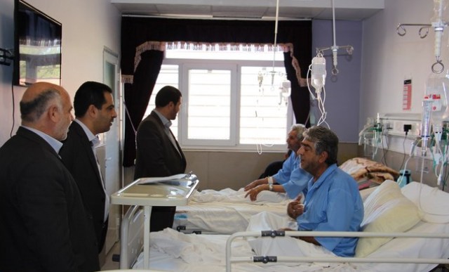 فرماندار رفسنجان به بیمارستان علی بن ابیطالب (ع) رفت
