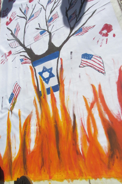 عاقبت آمریکا و اسرائیل از نگاه دبستانیهای رفسنجان / تصاویر