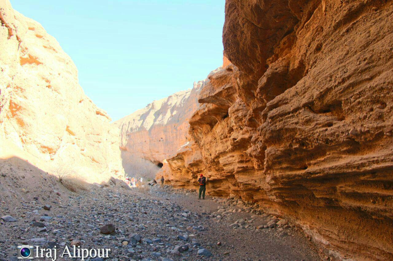 دره ده ظهیر پدیده ای بکر و زیبا در رفسنجان + عکس