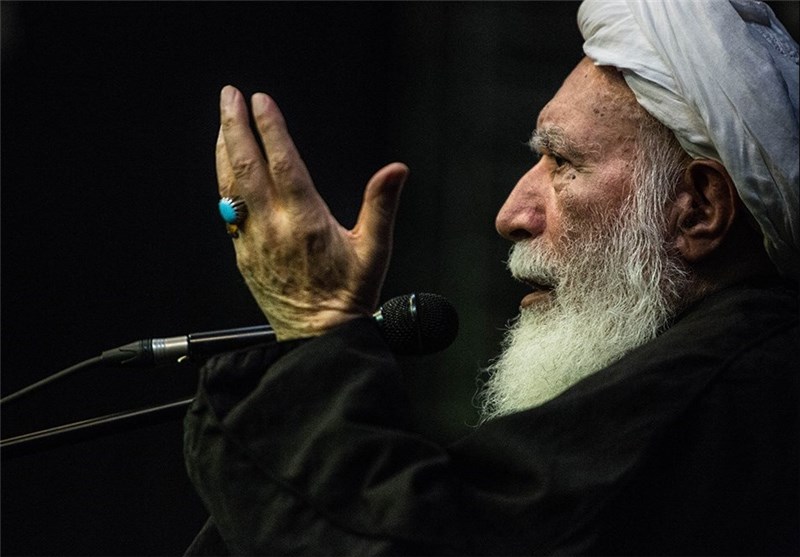 شکر نعمت آیتالله خامنهای را شیعه، اعم از علما و غیرعلما به جا نیاوردند