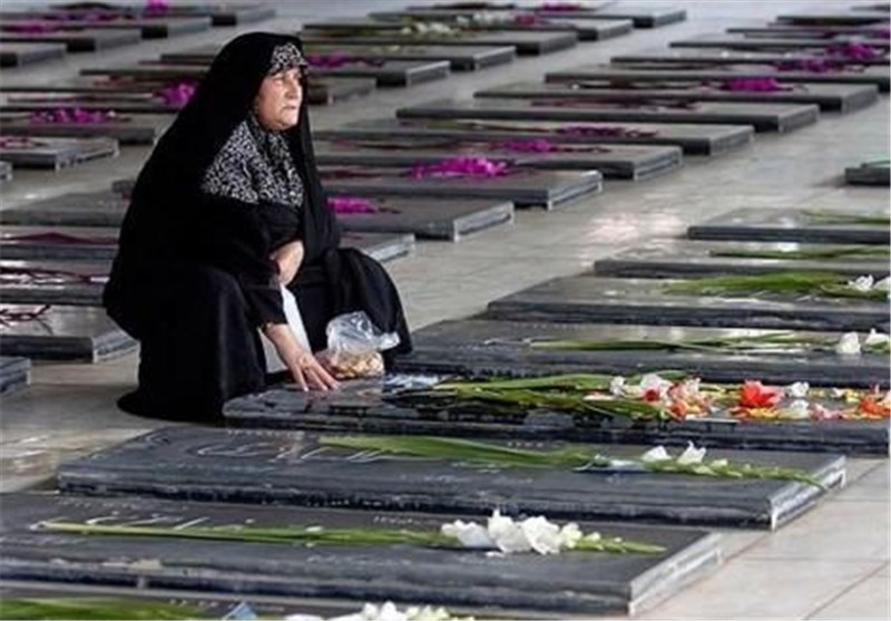 زنانی که با صبوریشان عزت را برای ایران اسلامی به ارمغان آوردند