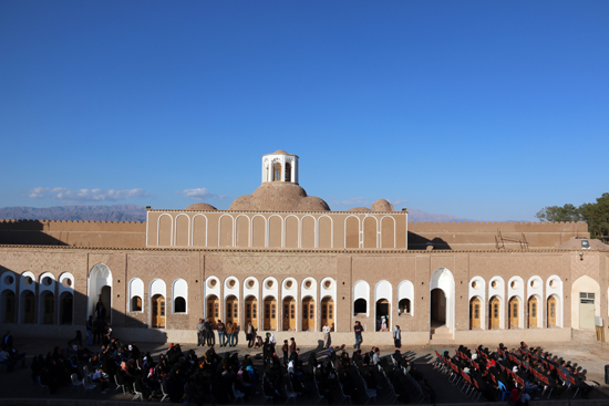 تصاویر/ اختتامیه جشنواره نوروزی مجموعه تاریخی خانه حاج آقا علی (خانه خشتی) رفسنجان