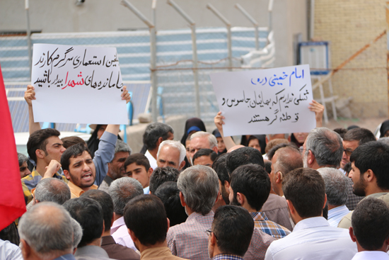تجمع بزرگ مردمی در رفسنجان در پی دهن کجی فتنه گران به مقدسات / تصاویر