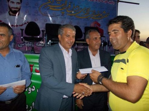 مراسم اهدای جوایز جام ملت نوق در جوادیه فلاح برگزار شد / عکس