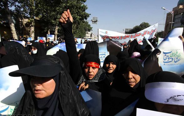 راهپیمایی بانوان رفسنجانی در حمایت از عفاف و حجاب برگزار می شود
