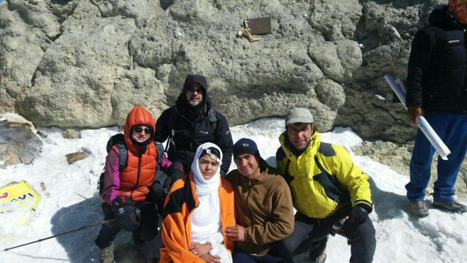 تصاویر مراسم ازدواج دو کوهنورد رفسنجانی بر بام ایران