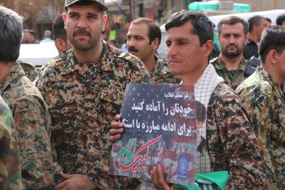 خروش مردم و مسئولین رفسنجان علیه استکبار جهانی در یوم الله ۱۳ آبان