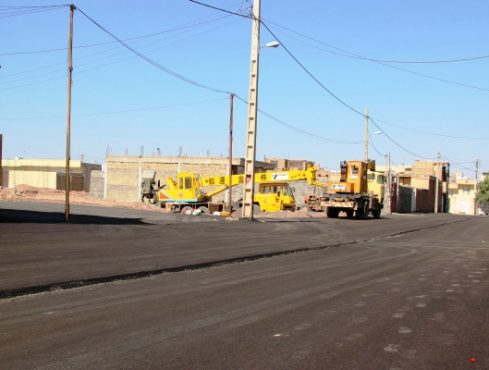 اجرای عملیات زیرسازی و آسفالت ۱۱۰ هزار متر مربع از معابر سطح شهر رفسنجان
