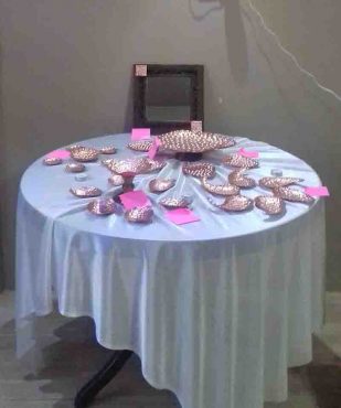 برپایی نمایشگاه هفت سین مس در رفسنجان / عکس