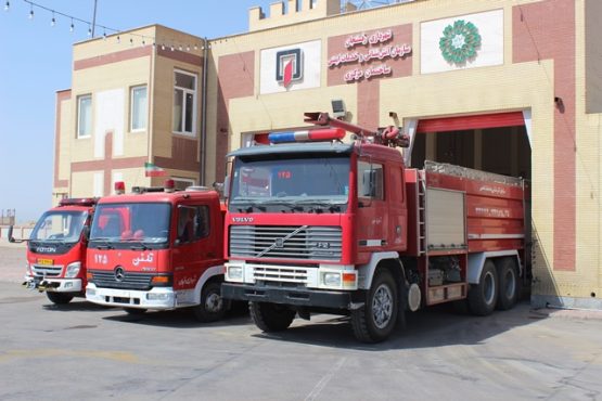 حضور نیروهای آتش‌نشانی رفسنجان کمتر از ۵ دقیقه در محل حادثه