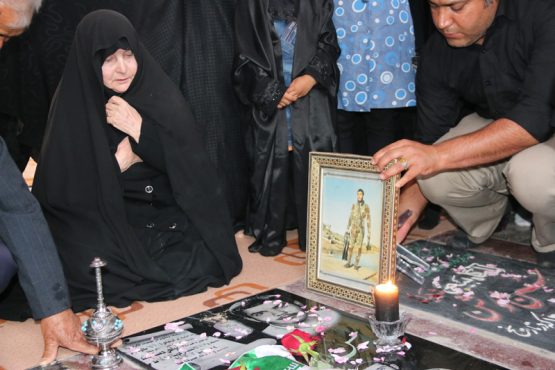 مراسم گرامیداشت اربعین بازگشت شهید غواص در رفسنجان برگزار شد / تصاویر