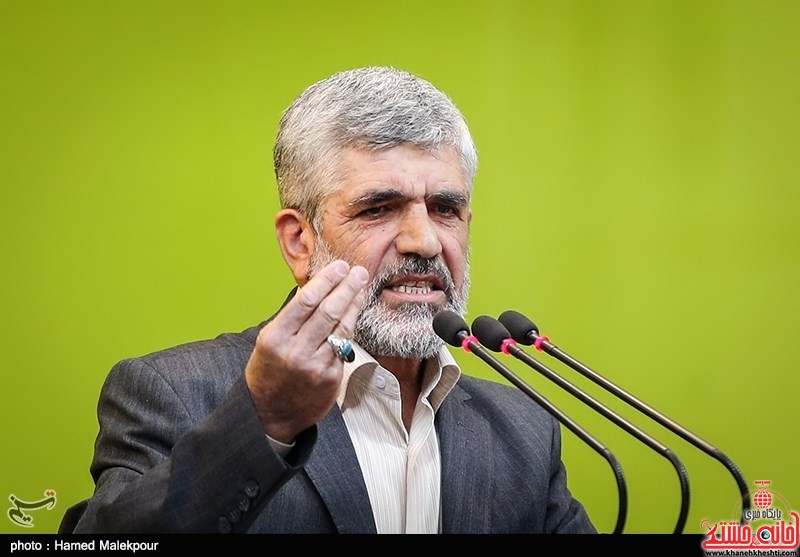 پدر شهید احمدی روشن