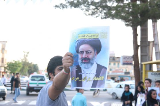 شور انتخاباتی در حمایت از رئیسی در رفسنجان / گزارش تصویری