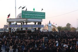 تجمع عزاداران حسینی در سقاخانه ابوالفضل(ع) رفسنجان در روز عاشورا / تصاویر