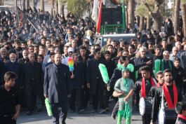 پیاده روی نمادین اربعین عزاداران حسینی در رفسنجان برگزار شد / تصاویر