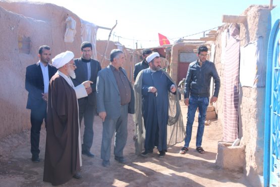 دیدار رئیس دانشگاه آزاد رفسنجان با خانواده شهداء / تصاویر