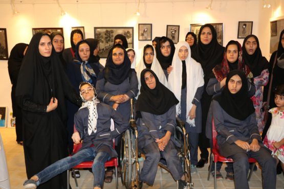 افتتاح نمایشگاه صنایع دستی دختران معلول بالای ۱۴ سال در رفسنجان