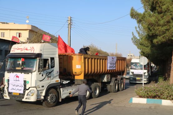 مانور کاروان موکب خانم الانبیا جهت اعزام نذورات مردمی به سمت کربلای معلا