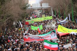 دعوت امام جمعه و فرماندار رفسنجان برای حضور در راهپیمایی ۲۲ بهمن