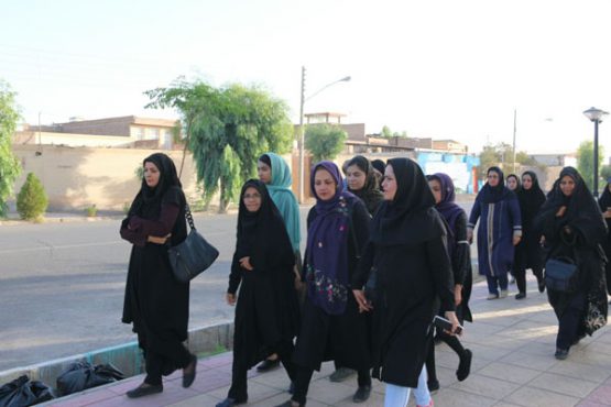 پیاده روی خبرنگاران و خانواده هایشان به مناسبت روزخبرنگار/عکس