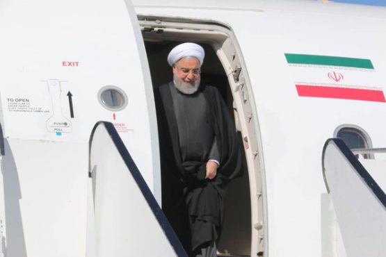 هواپیمای حامل رئیس جمهور در فرودگاه رفسنجان به زمین نشست