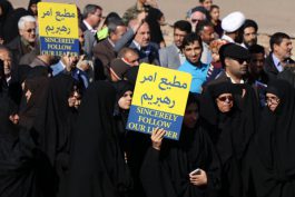 راهپیمایی نمازگزاران رفسنجانی در اعتراض به اغتشاشات اخیر در کشور/ تصاویر