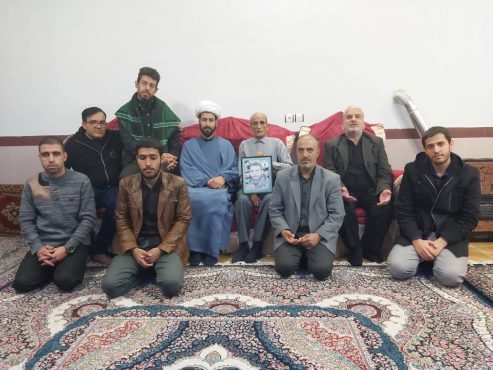 دیدار خادمین شهدای رفسنجان با خانواده اکبر قربانی جانباز ۷۰ درصد دوران دفاع مقدس