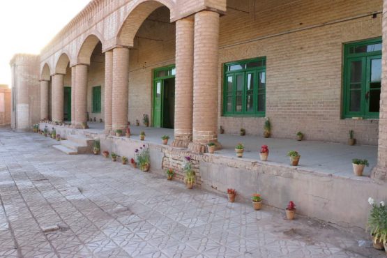 آغاز احیا و بازسازی مدرسه تاریخی روستای فتح آباد در رفسنجان/ این اثر ثبت ملی می شود